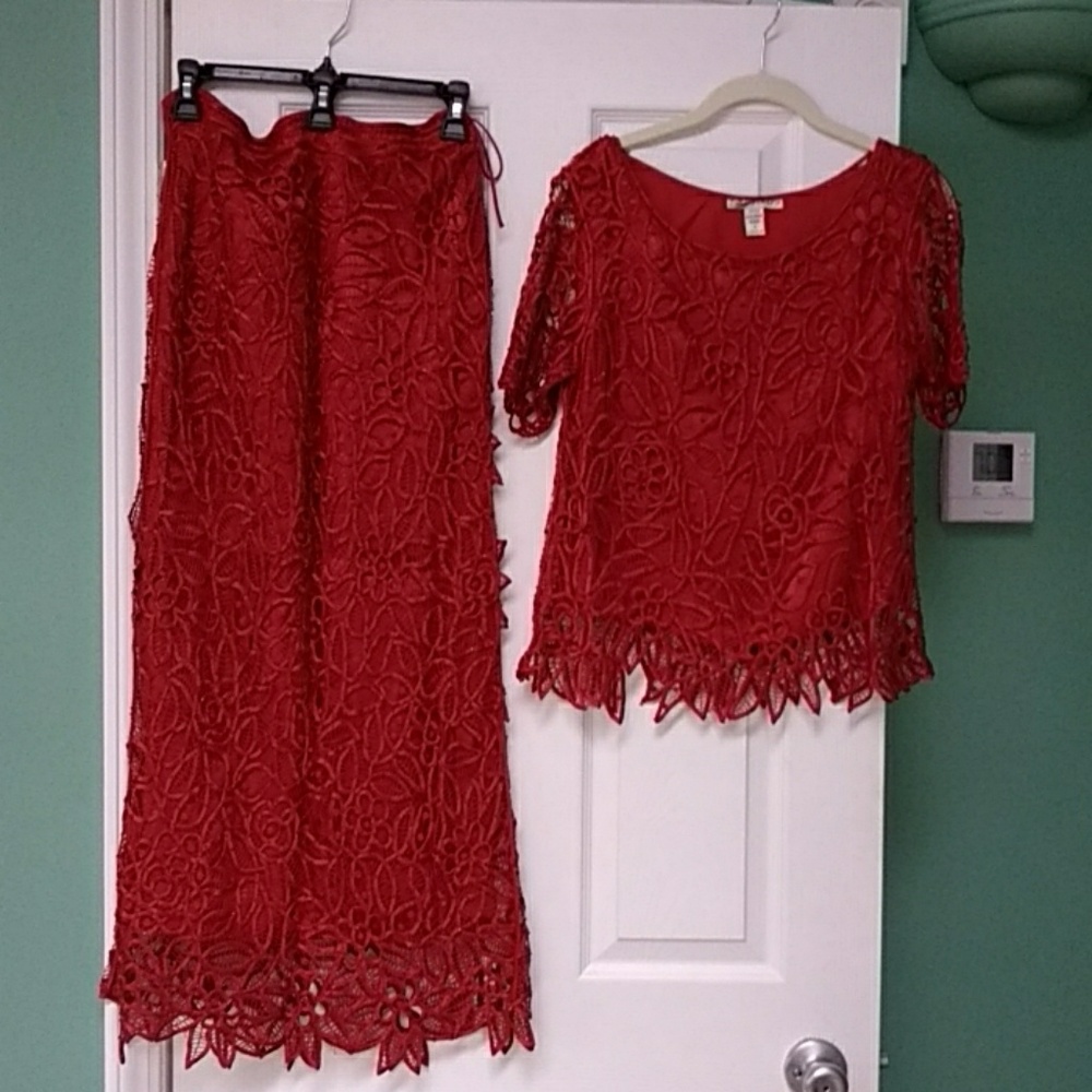 Long skirt with matching top